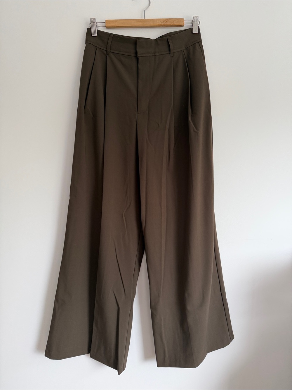 BN Zara Wide Leg Women Trousers in Olive Brown